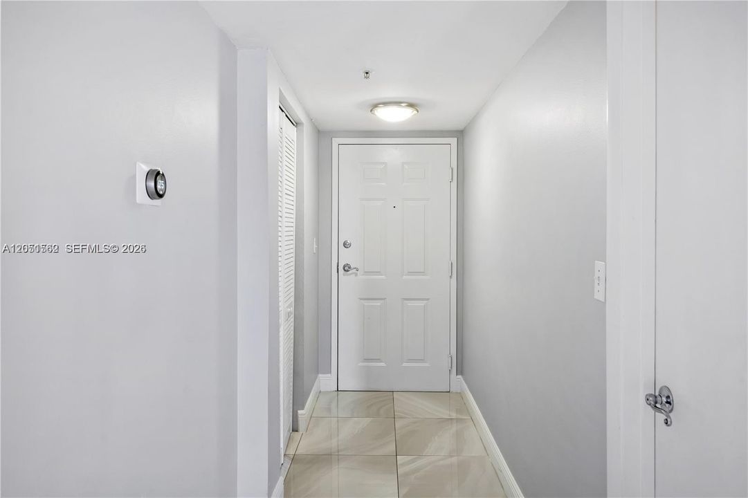 For Sale: $429,000 (1 beds, 2 baths, 1340 Square Feet)