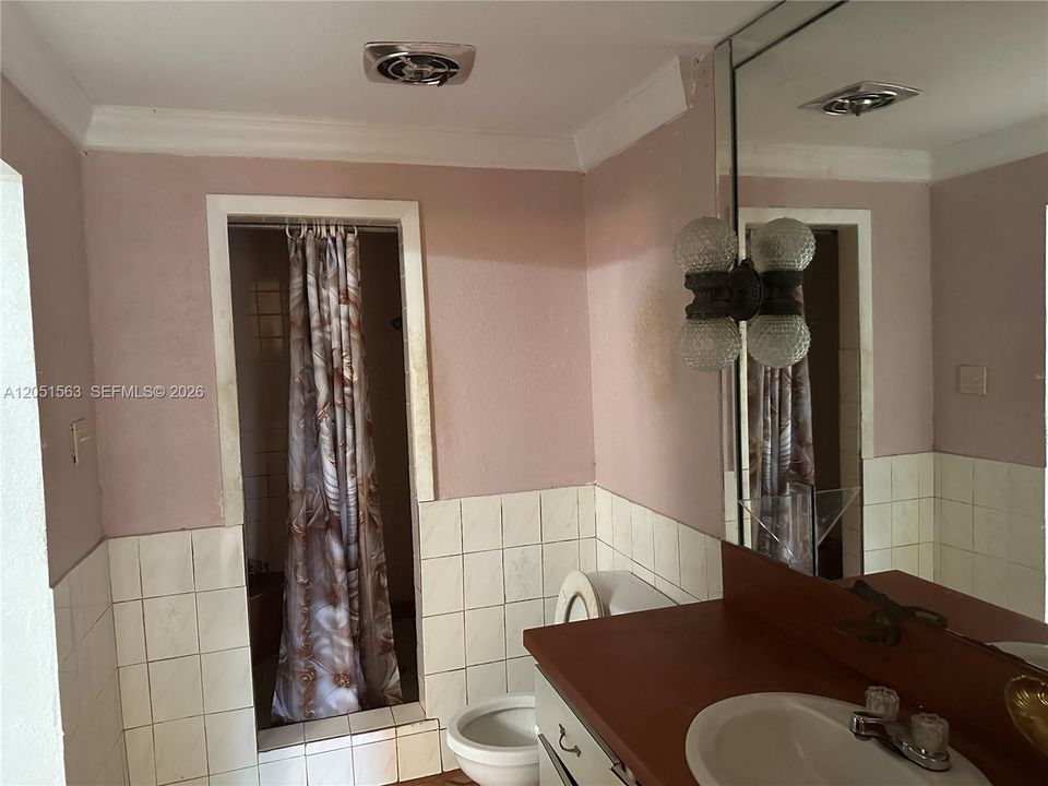 На продажу: $439,000 (3 спален, 2 ванн, 1723 Квадратных фут)