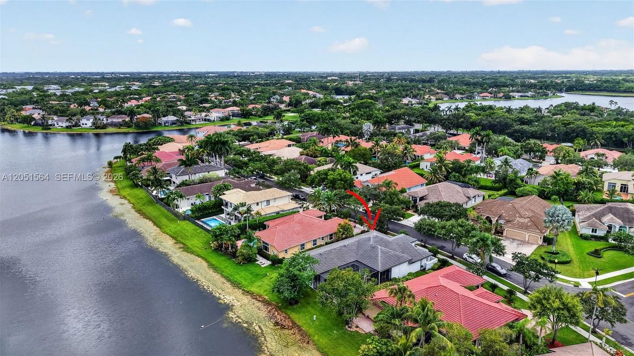 На продажу: $1,250,000 (6 спален, 3 ванн, 3024 Квадратных фут)