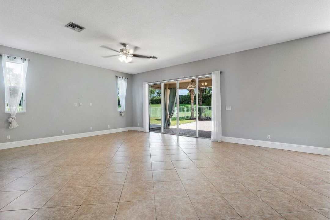 015-11178MainsailCourt-Wellington-FL-334
