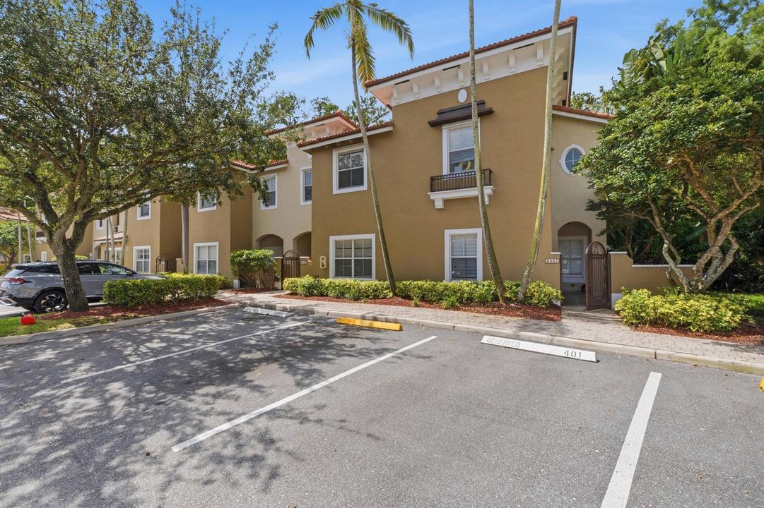 3469 Merrick Ln_029