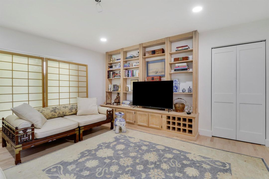 Den/Bed 3