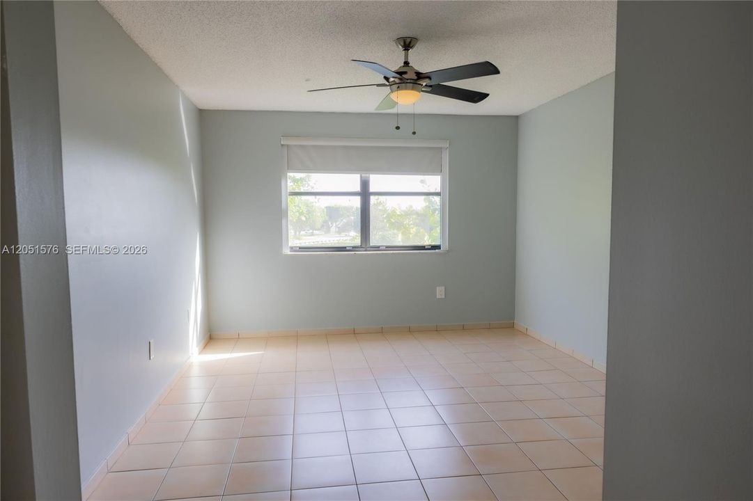 For Sale: $395,900 (2 beds, 2 baths, 1520 Square Feet)