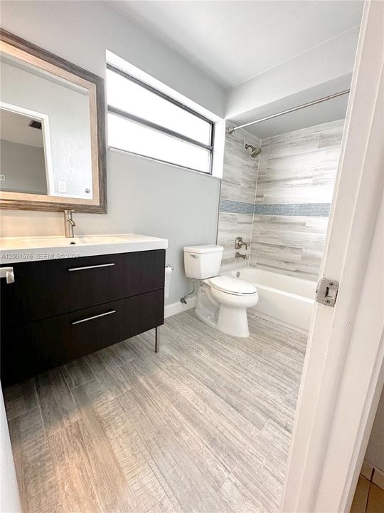 For Sale: $395,900 (2 beds, 2 baths, 1520 Square Feet)