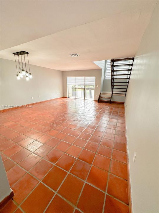 For Sale: $395,900 (2 beds, 2 baths, 1520 Square Feet)