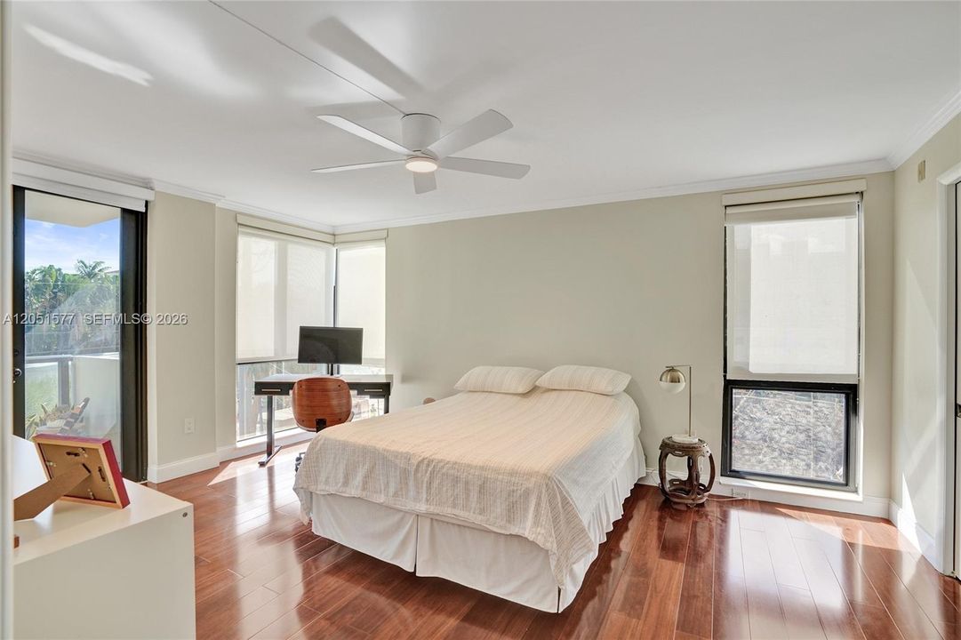 For Rent: $3,950 (2 beds, 2 baths, 1050 Square Feet)
