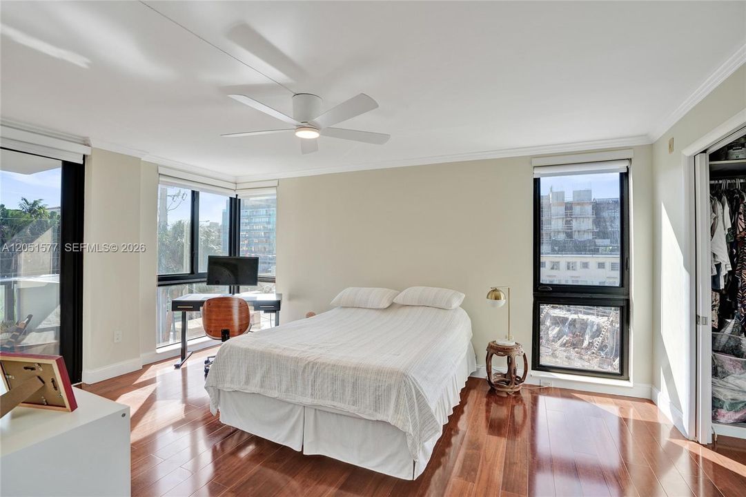 For Rent: $3,950 (2 beds, 2 baths, 1050 Square Feet)