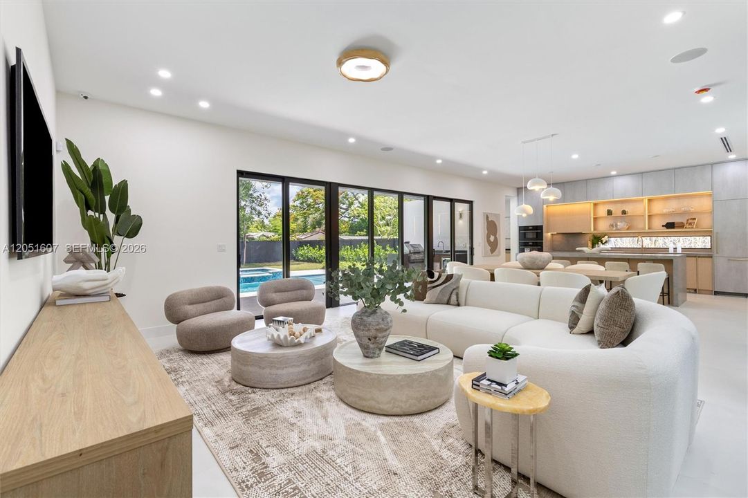 For Sale: $3,249,000 (5 beds, 6 baths, 4902 Square Feet)