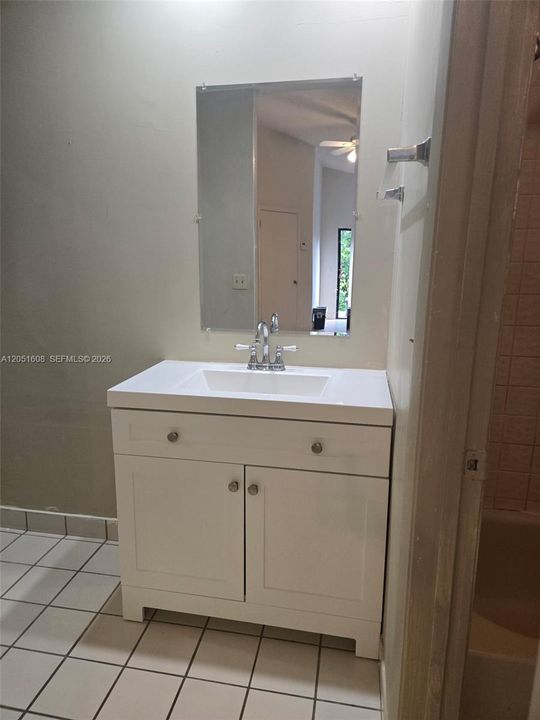 En Renta: $1,400 (1 camas, 1 baños, 1470 Pies cuadrados)