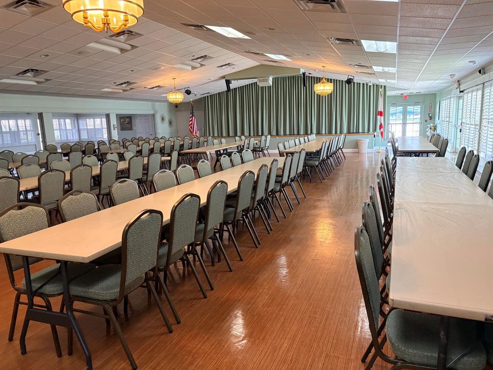 CLUBHOUSE 3