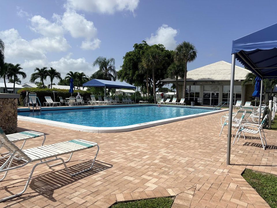 POOL 2