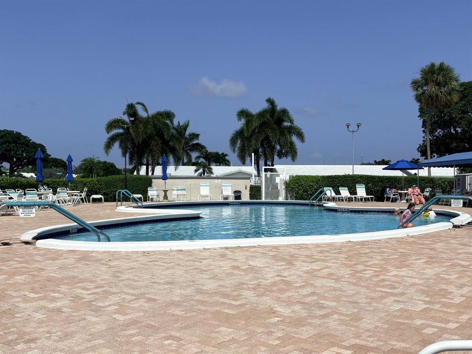 POOL 3