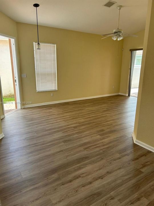 В аренду: $2,900 (3 спален, 2 ванн, 1426 Квадратных фут)