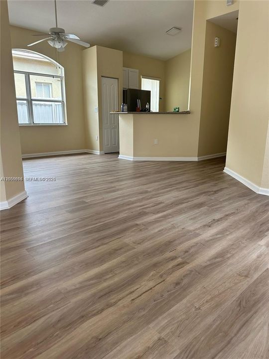 В аренду: $2,900 (3 спален, 2 ванн, 1426 Квадратных фут)