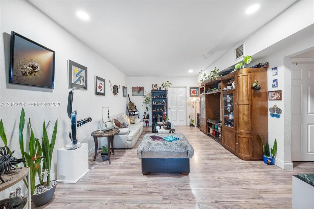 For Sale: $719,250 (0 beds, 0 baths, 1832 Square Feet)