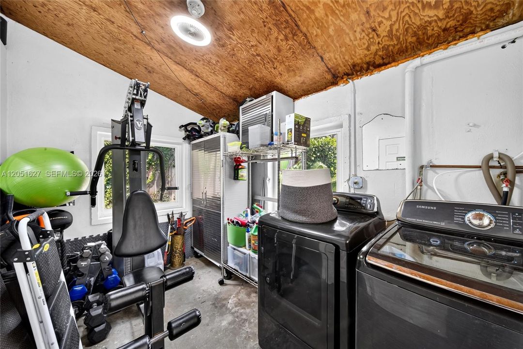 For Sale: $1,195,000 (3 beds, 2 baths, 0 Square Feet)