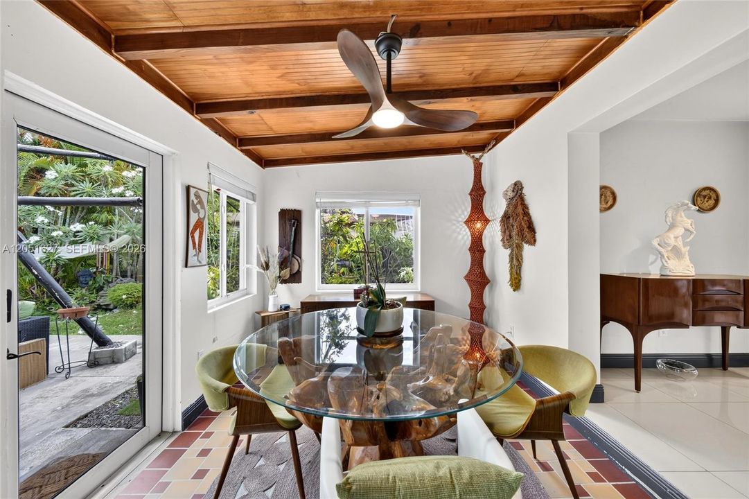 For Sale: $1,195,000 (3 beds, 2 baths, 0 Square Feet)
