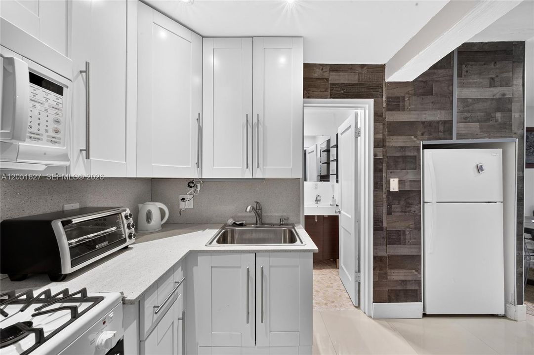 For Sale: $1,195,000 (3 beds, 2 baths, 0 Square Feet)