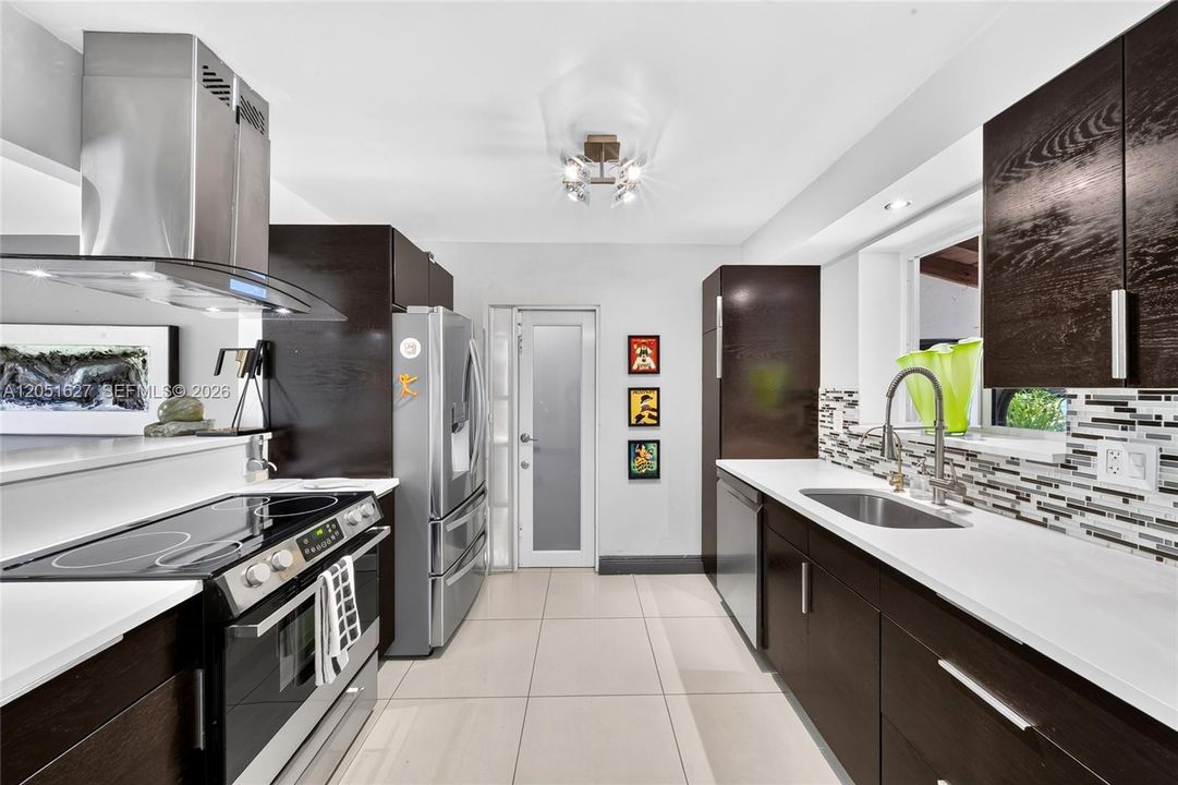 For Sale: $1,195,000 (3 beds, 2 baths, 0 Square Feet)