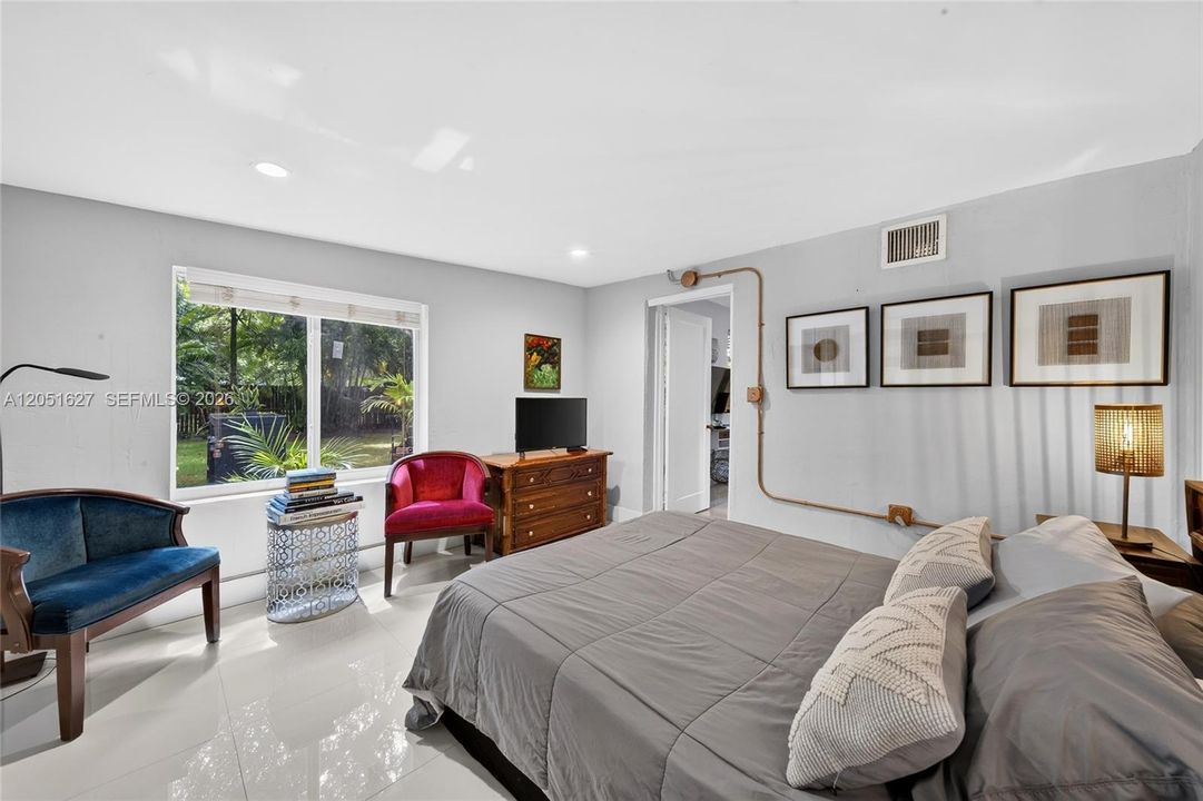 For Sale: $1,195,000 (3 beds, 2 baths, 0 Square Feet)