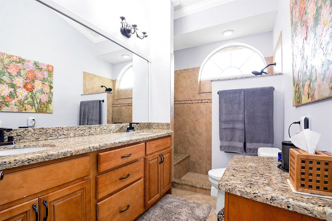 2102 Mahogany Way_020