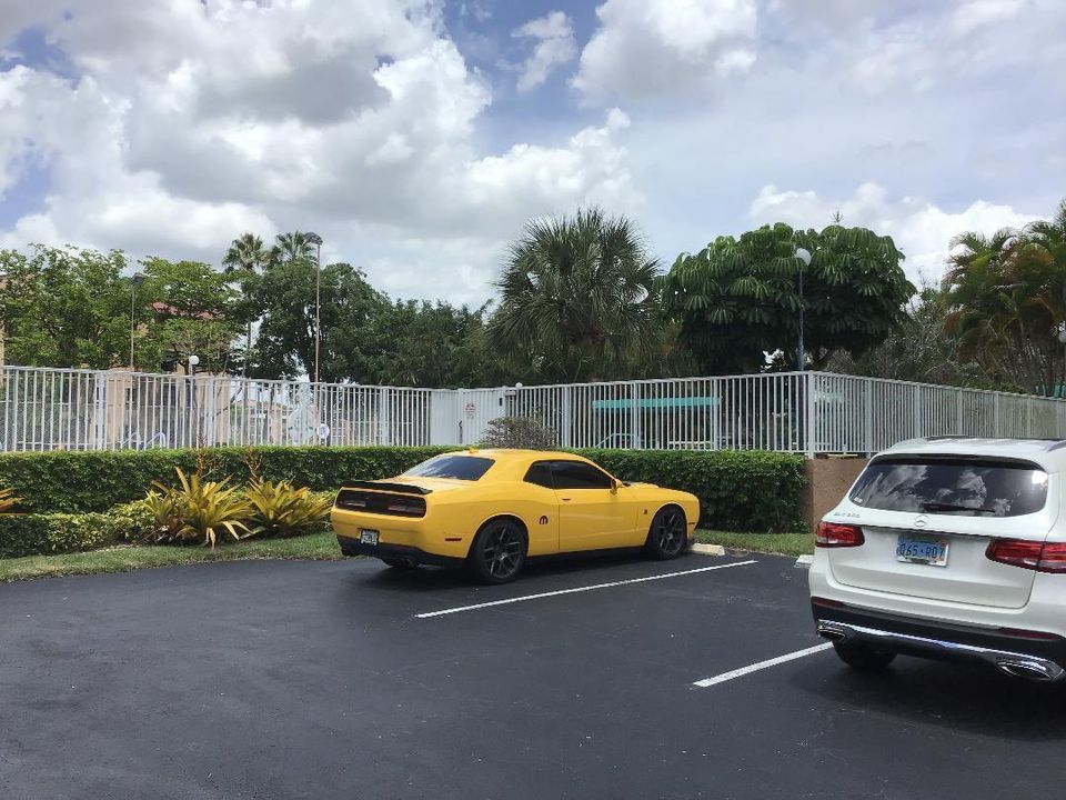 j25