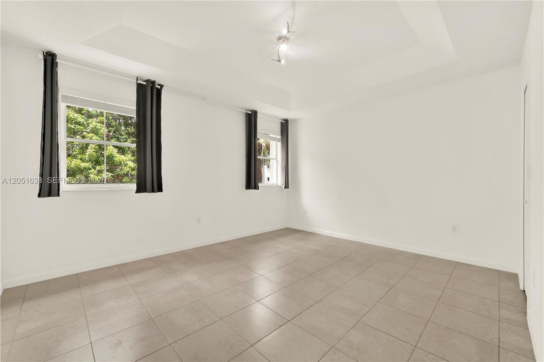 For Sale: $620,000 (3 beds, 2 baths, 1533 Square Feet)
