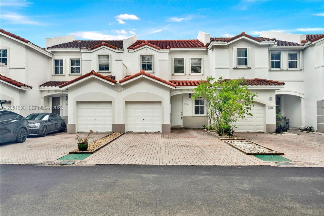 For Sale: $620,000 (3 beds, 2 baths, 1533 Square Feet)