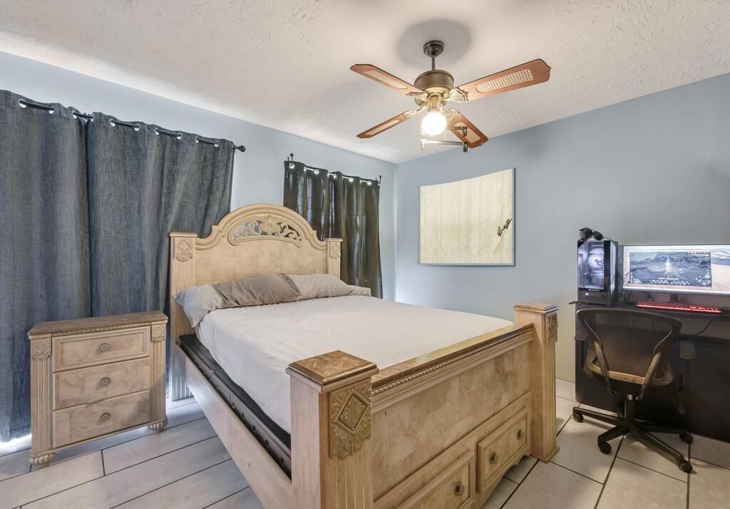 guest bedroom 3.