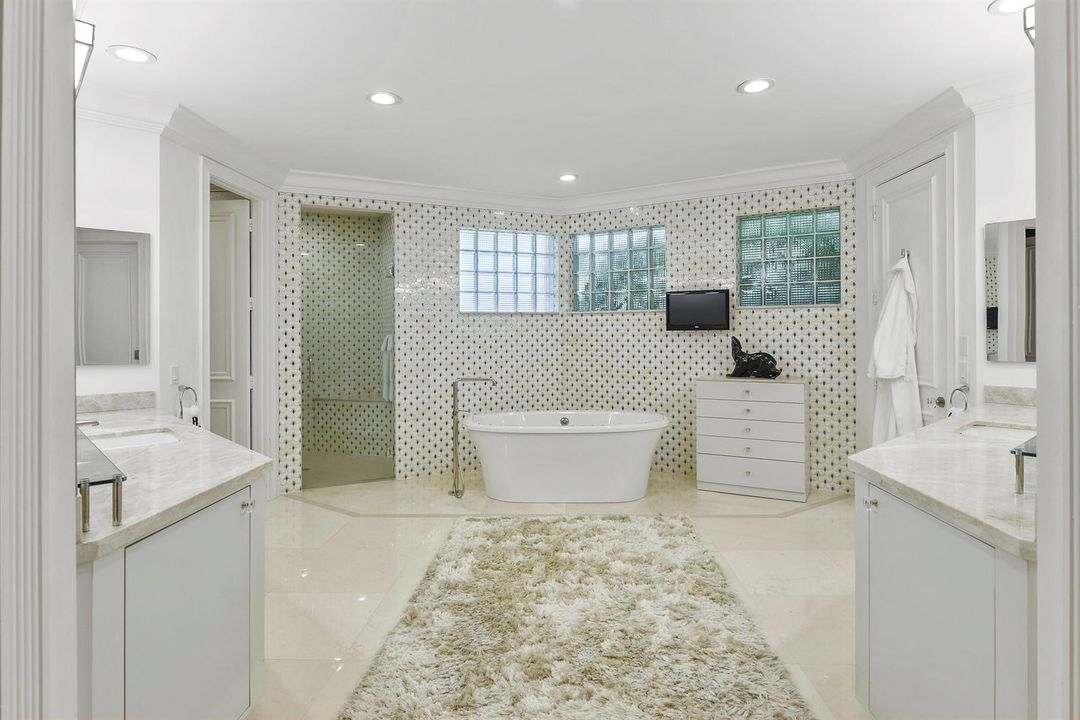primary bath