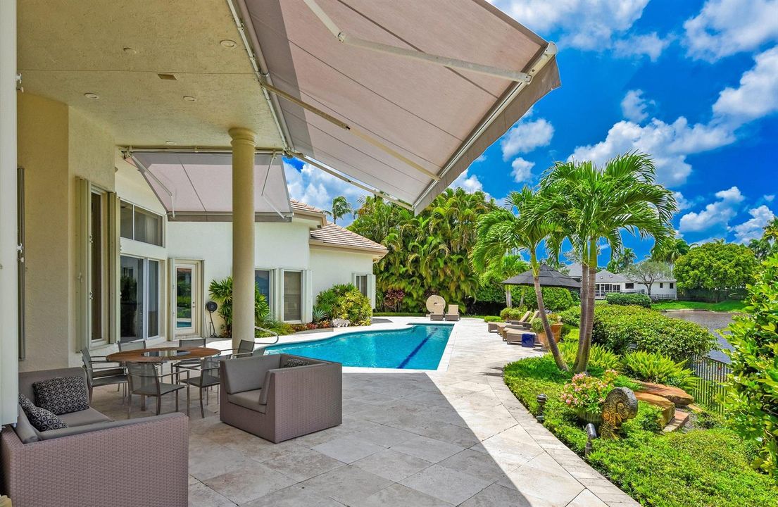 covered loggia