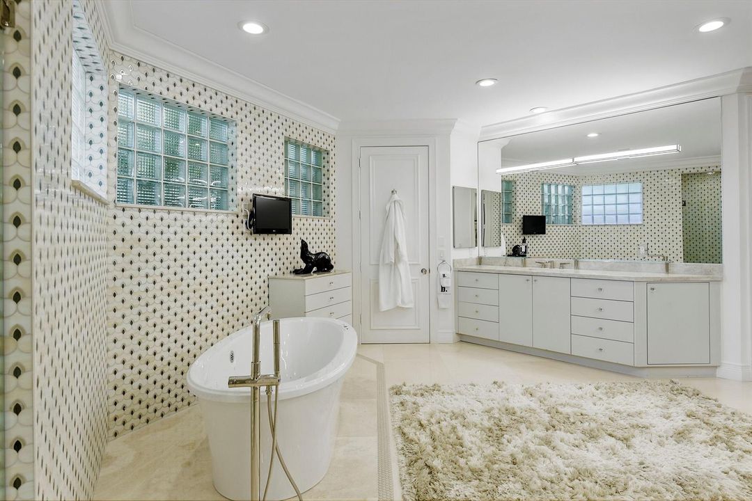 primary bath