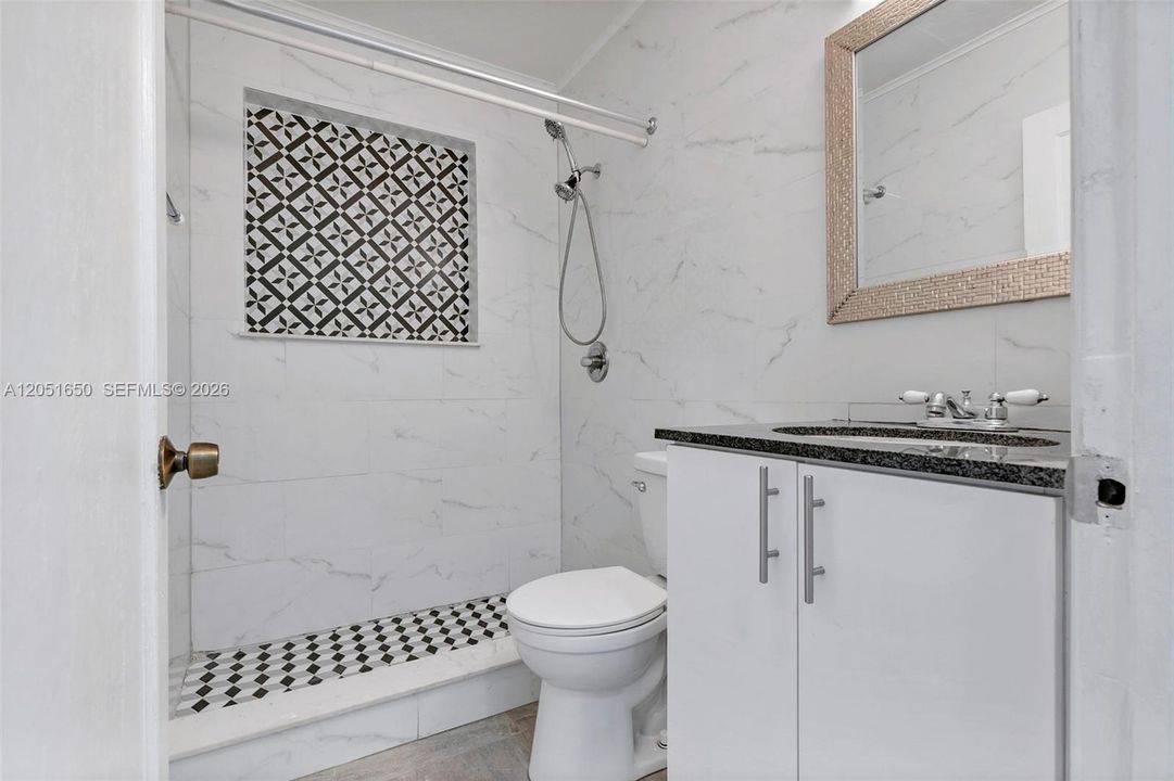 В аренду: $2,275 (2 спален, 1 ванн, 2632 Квадратных фут)
