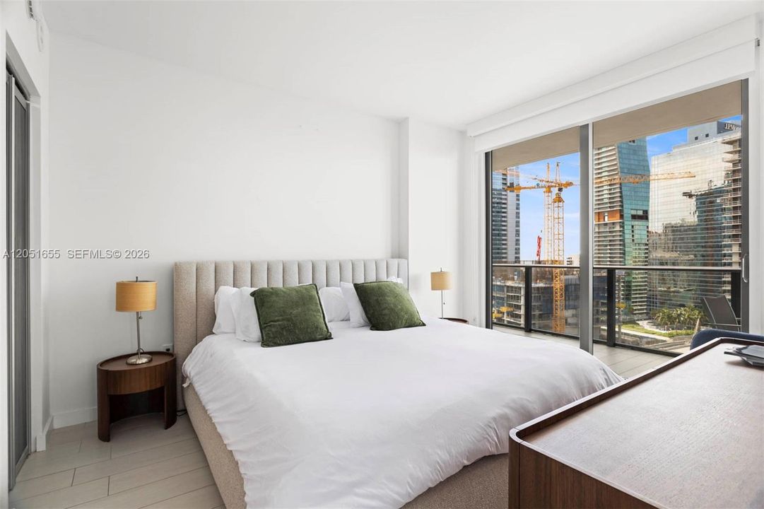 For Sale: $998,000 (3 beds, 2 baths, 1154 Square Feet)
