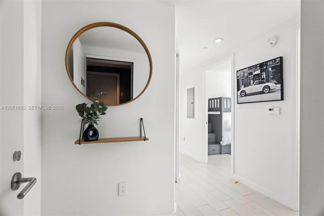 For Sale: $998,000 (3 beds, 2 baths, 1154 Square Feet)