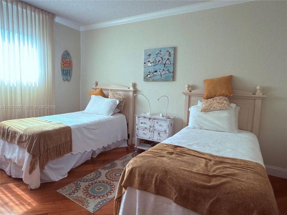 For Sale: $420,000 (2 beds, 2 baths, 1505 Square Feet)