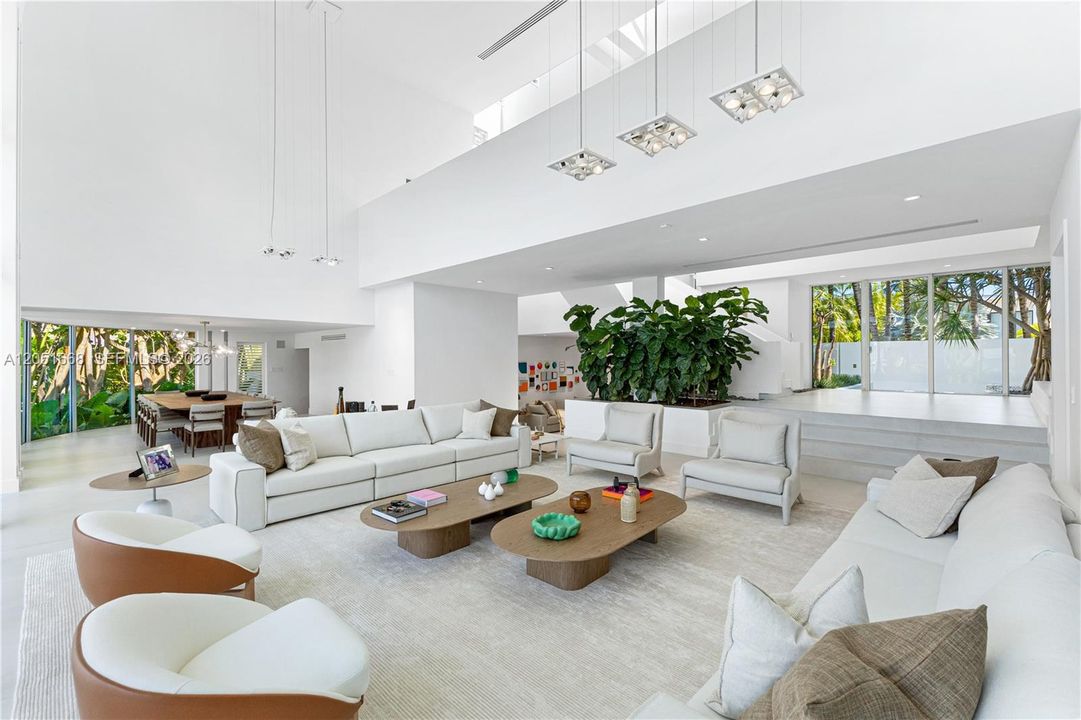 En Venta: $14,990,000 (4 camas, 4 baños, 6661 Pies cuadrados)
