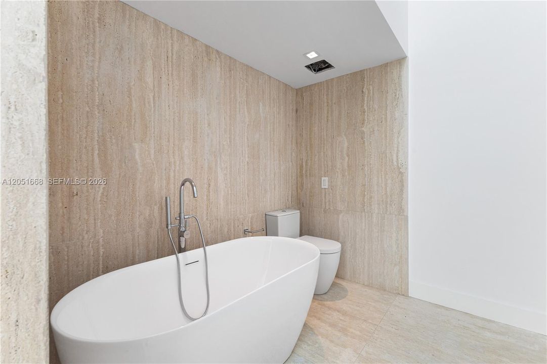 En Venta: $14,990,000 (4 camas, 4 baños, 6661 Pies cuadrados)