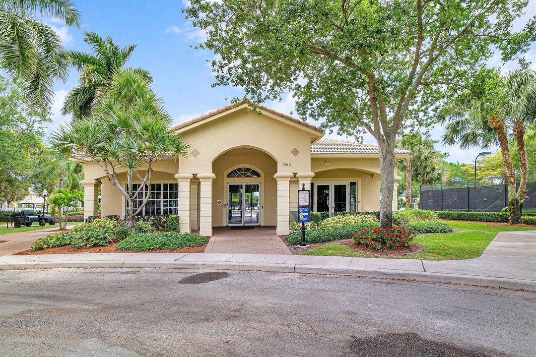 037-7076MiddleburyDrive-BoyntonBeach-FL-