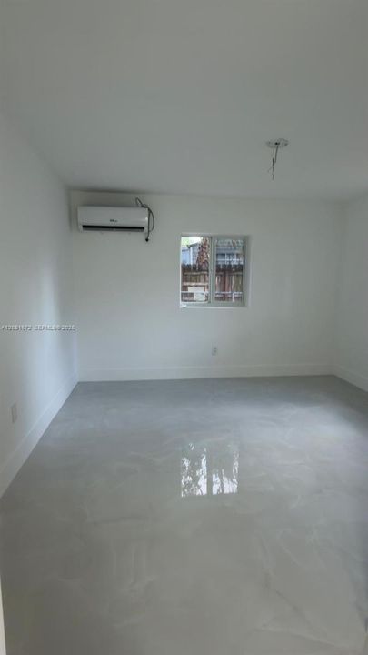 В аренду: $4,200 (4 спален, 2 ванн, 1752 Квадратных фут)