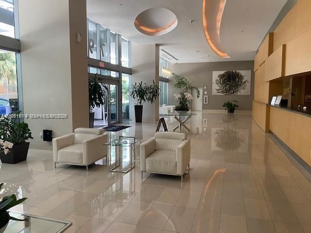 En Venta: $415,000 (1 camas, 1 baños, 693 Pies cuadrados)