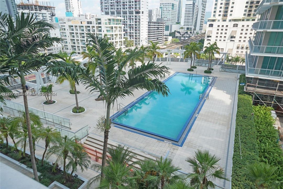 En Venta: $415,000 (1 camas, 1 baños, 693 Pies cuadrados)