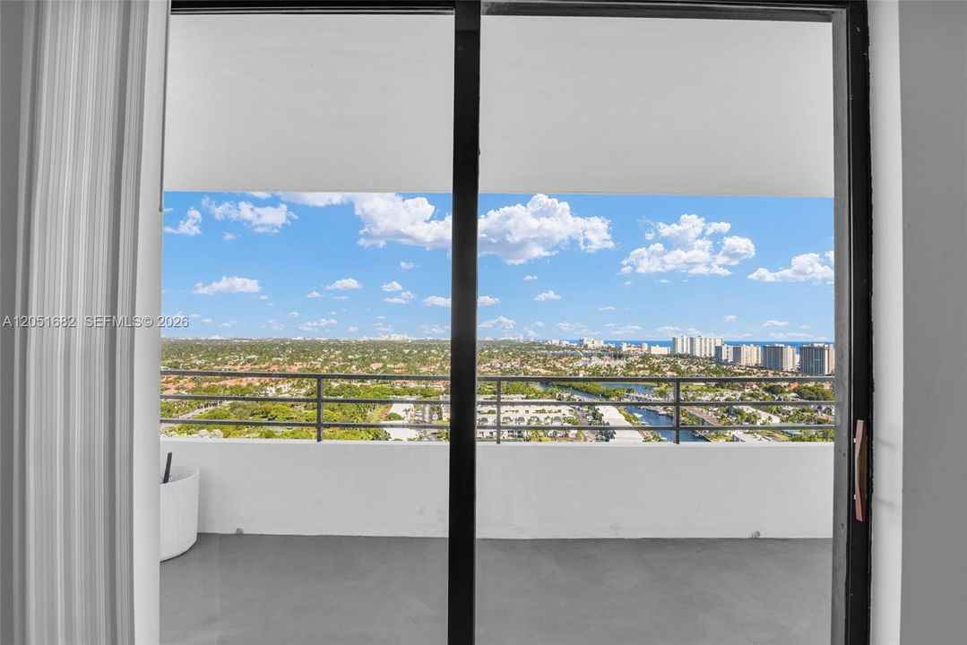 En Venta: $289,000 (1 camas, 1 baños, 950 Pies cuadrados)