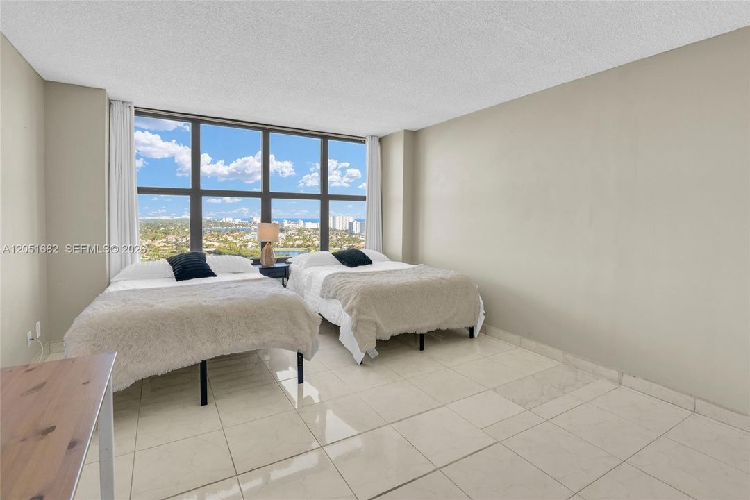 En Venta: $289,000 (1 camas, 1 baños, 950 Pies cuadrados)