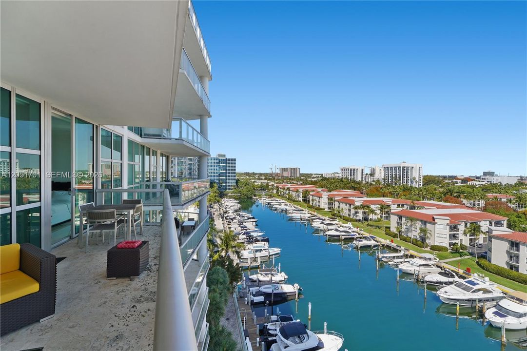 En Venta: $1,275,000 (3 camas, 2 baños, 1818 Pies cuadrados)