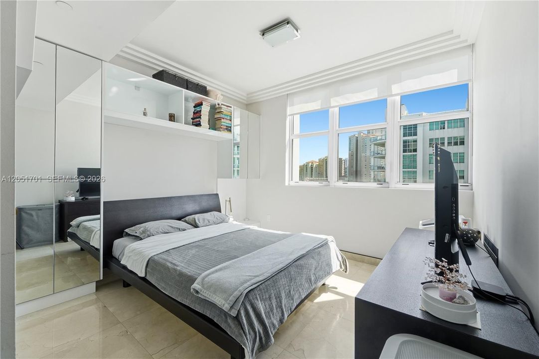 En Venta: $1,275,000 (3 camas, 2 baños, 1818 Pies cuadrados)