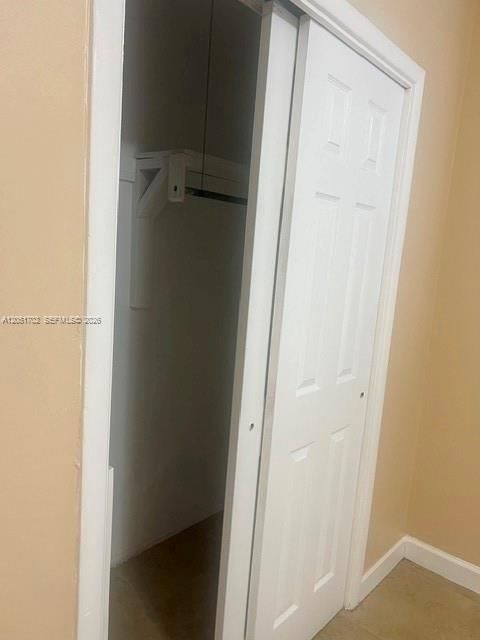 For Rent: $2,100 (2 beds, 1 baths, 950 Square Feet)