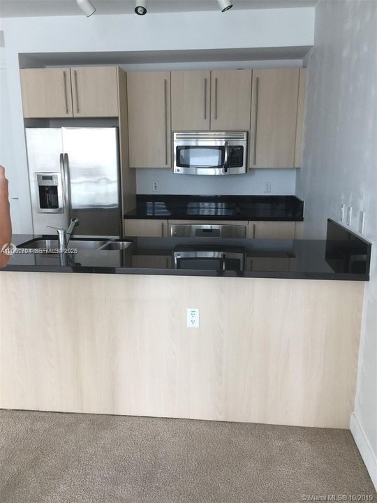 En Venta: $415,000 (1 camas, 1 baños, 694 Pies cuadrados)
