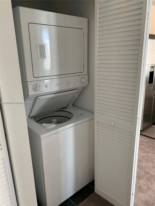 En Venta: $415,000 (1 camas, 1 baños, 694 Pies cuadrados)