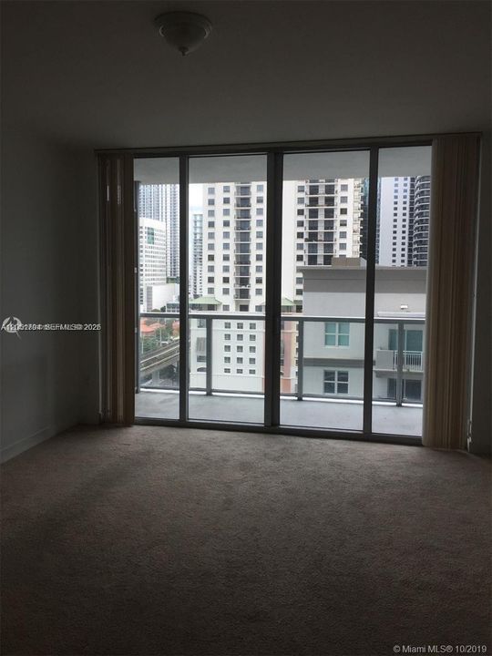 En Venta: $415,000 (1 camas, 1 baños, 694 Pies cuadrados)